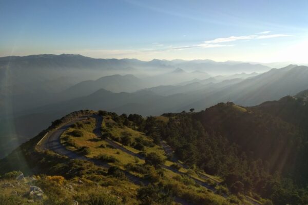 Esteron_Mt_Vial_cc_PNR_prealpes_dazur-1030x772