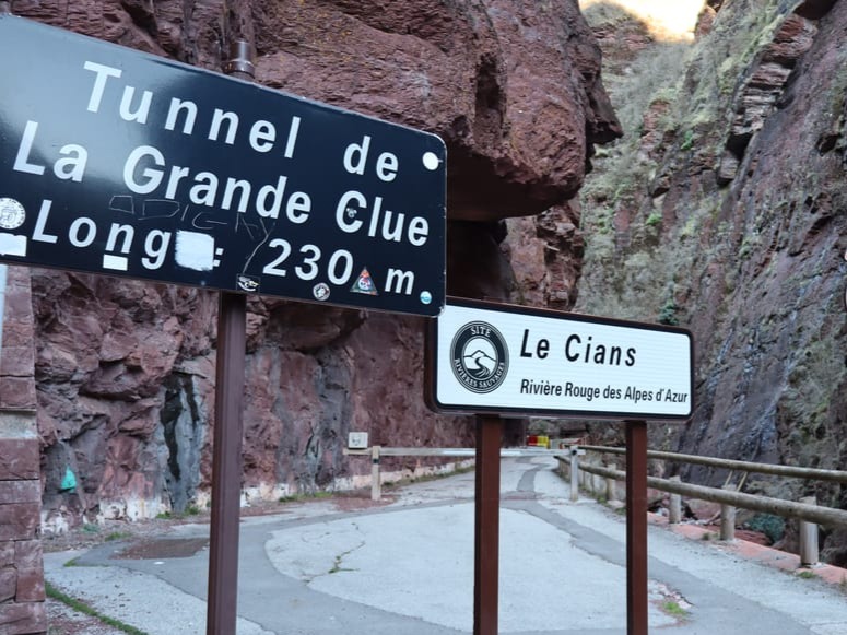 panneau routier roudoule Beuil_cc_smiage