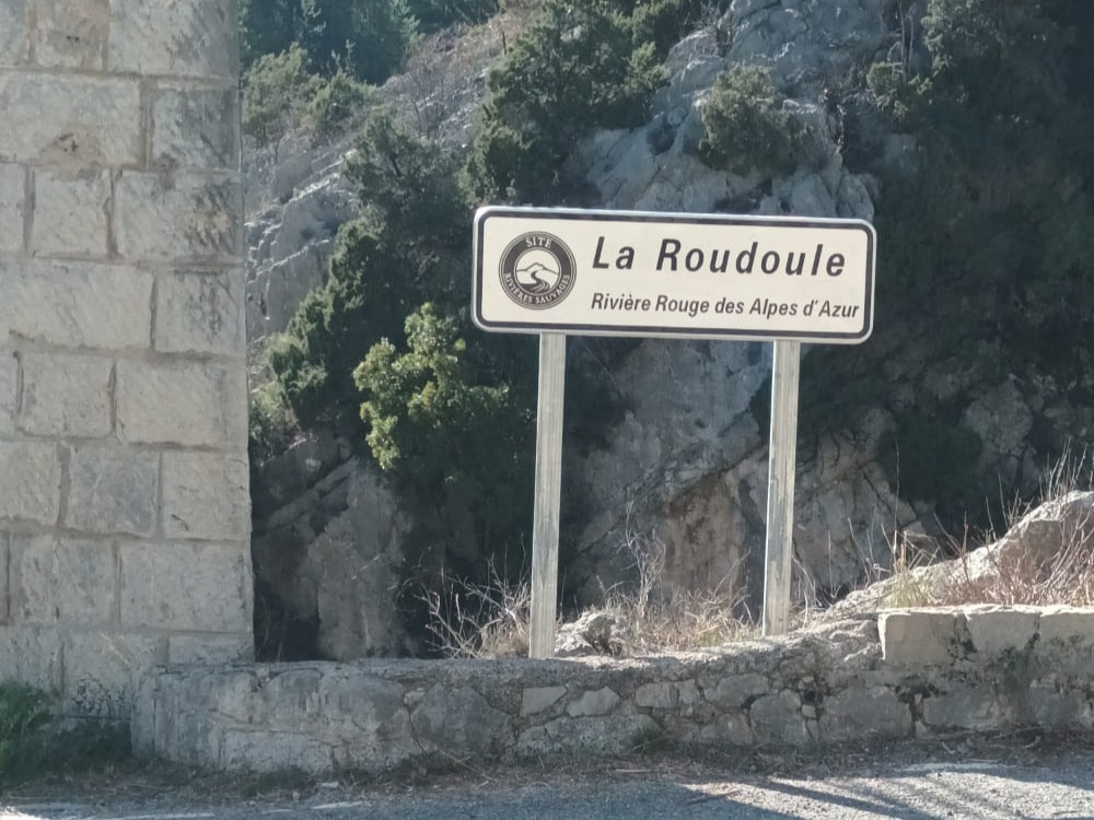 panneau routier_La Croix sur Roudoule 30-03-26_cc_smiage
