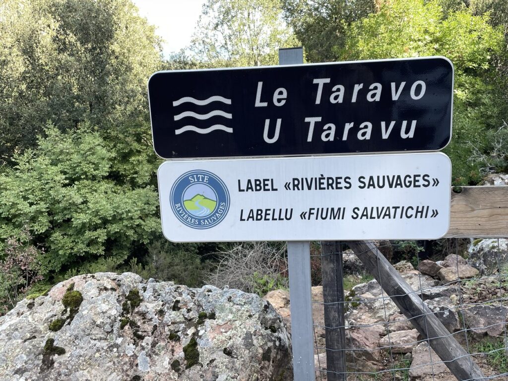 taravu_panneau_pont